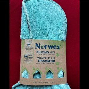 Norwex dusting mitt microfiber